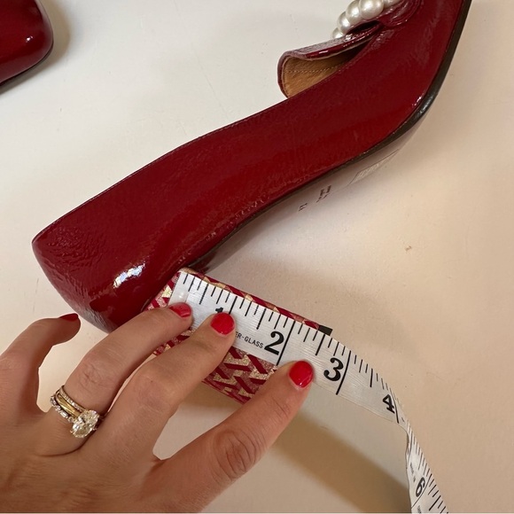 Chie Mihara Red Patent Leather Petard Pumps Size 39 1/2 - Picture 11 of 13